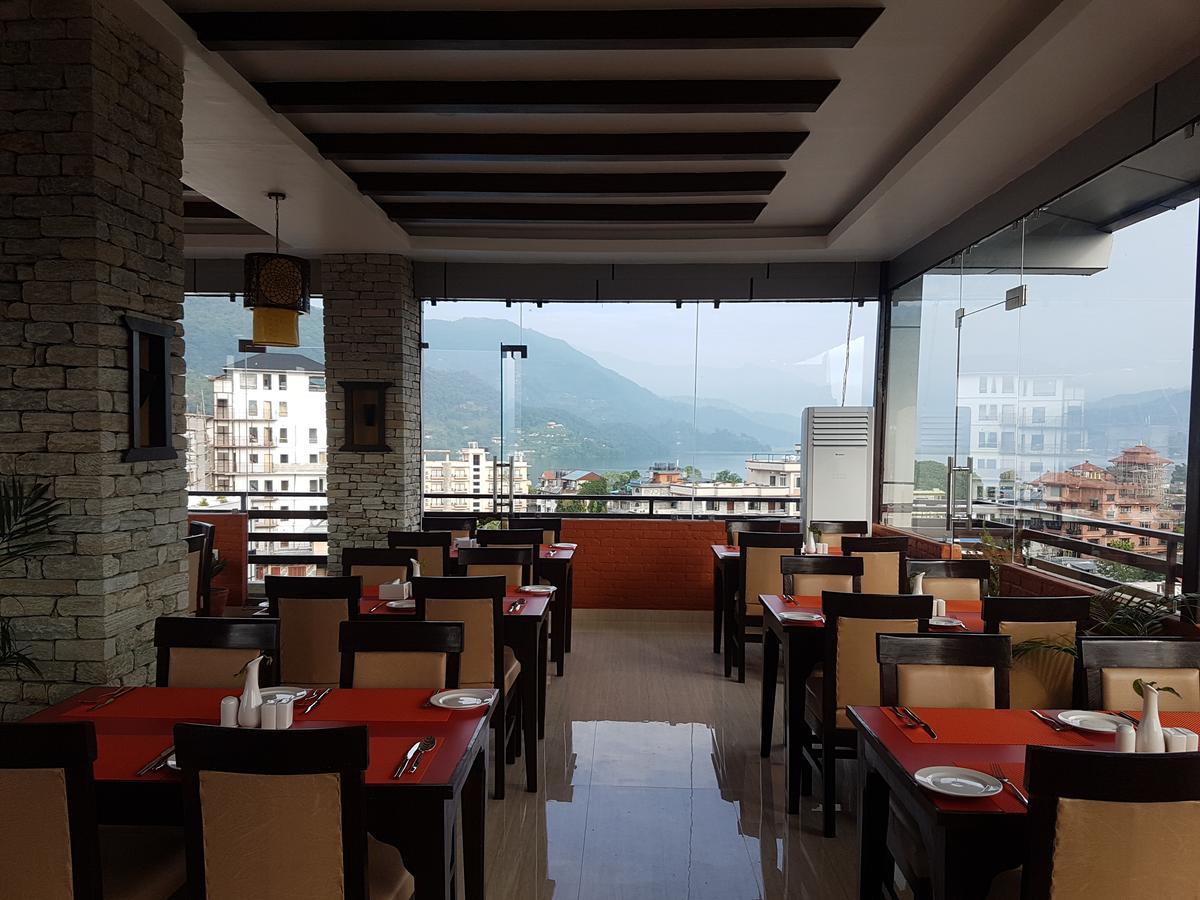 Bodhi Suites Boutique Hotel And Spa Pokhara Exteriör bild